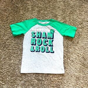 EUC CARTERS “SHAM ROCK & ROLL” ST. PATTYS DAY TEE 🍀